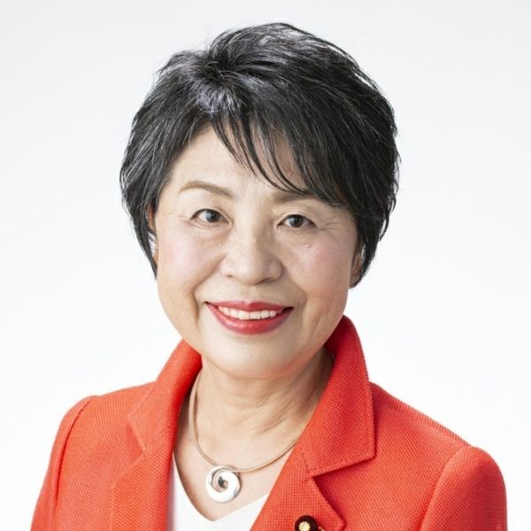 Yoko Kamikawa